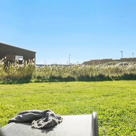 Дом отдыха Four-bedroom In *