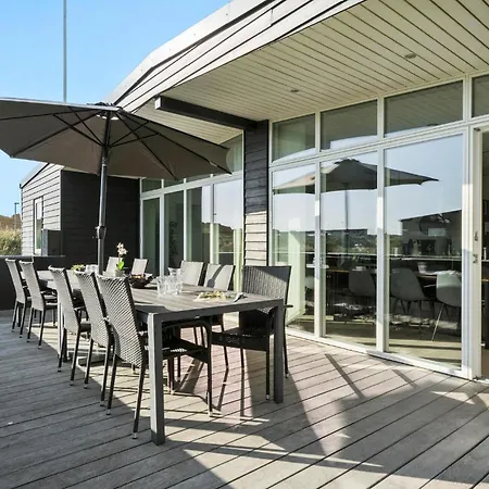 Four-bedroom In Ринкёбинг