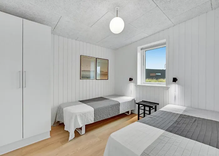Semesterbostad Four-bedroom In
